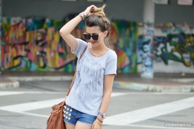 43697_shorty-i-futbolka-s-dekorom.jpg